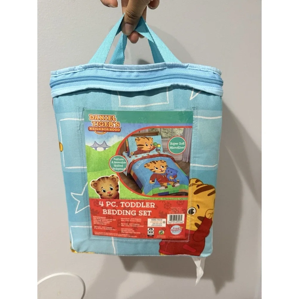 Daniel Tiger 4 Piece Microfiber Toddler Bed Set In Packaging NEW